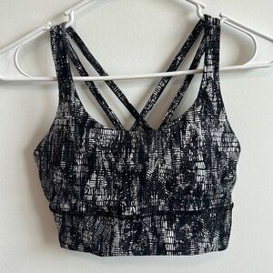 Lululemon sports bra size 2. Black and white lululemon bra